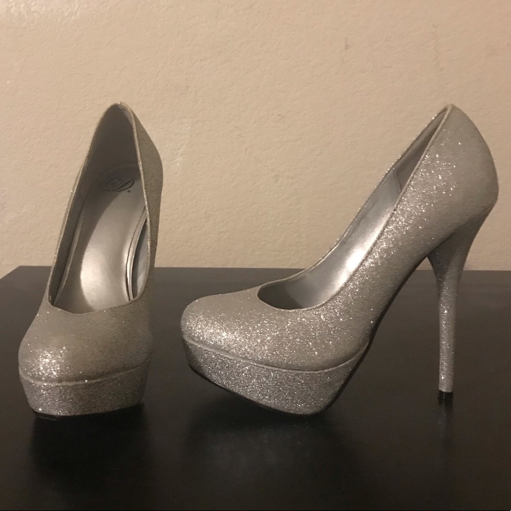 Glitter Platform Pumps